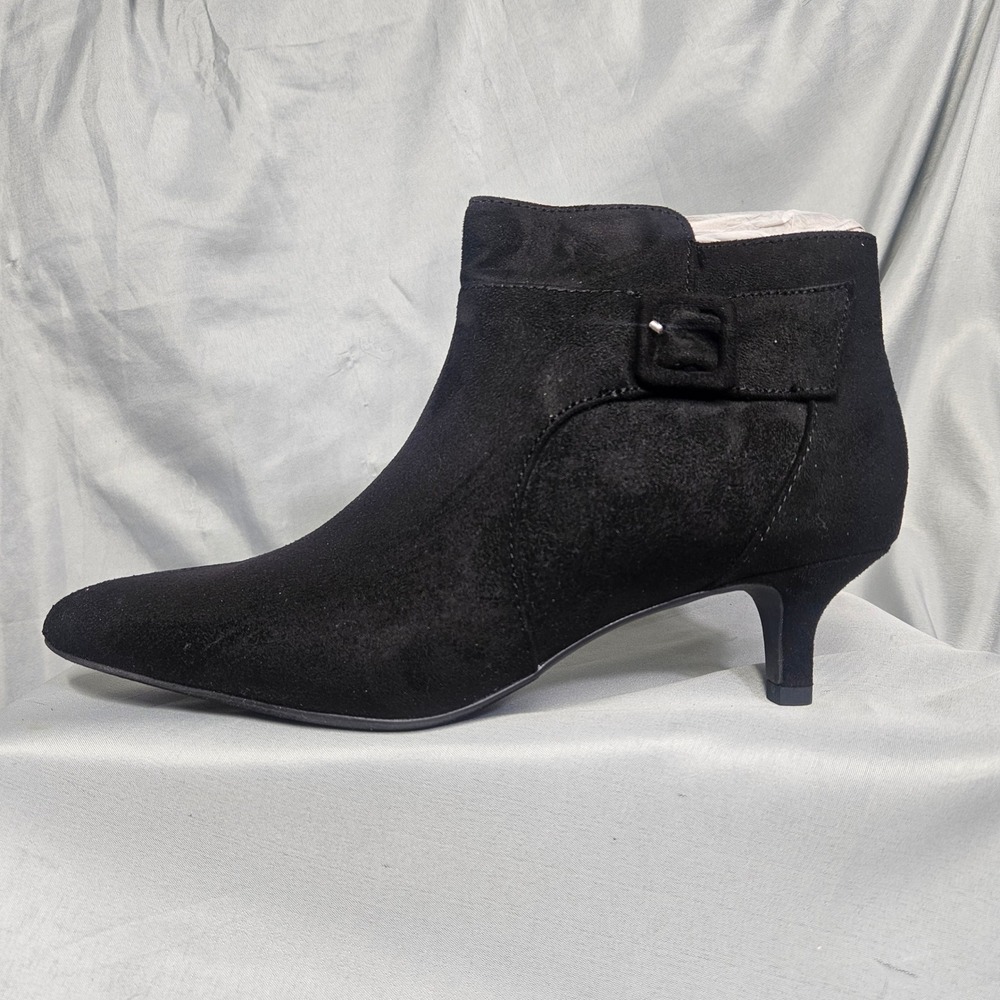 East 5th Una Womens Black Faux Suede Kitten Heel Ankle Booties 8.5M EF UNA